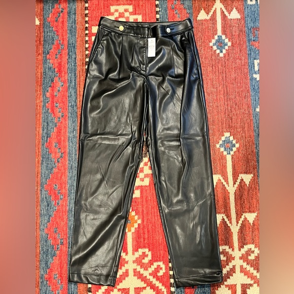 Ann Taylor pleat front faux leather pants 8T NWT - Picture 1 of 3